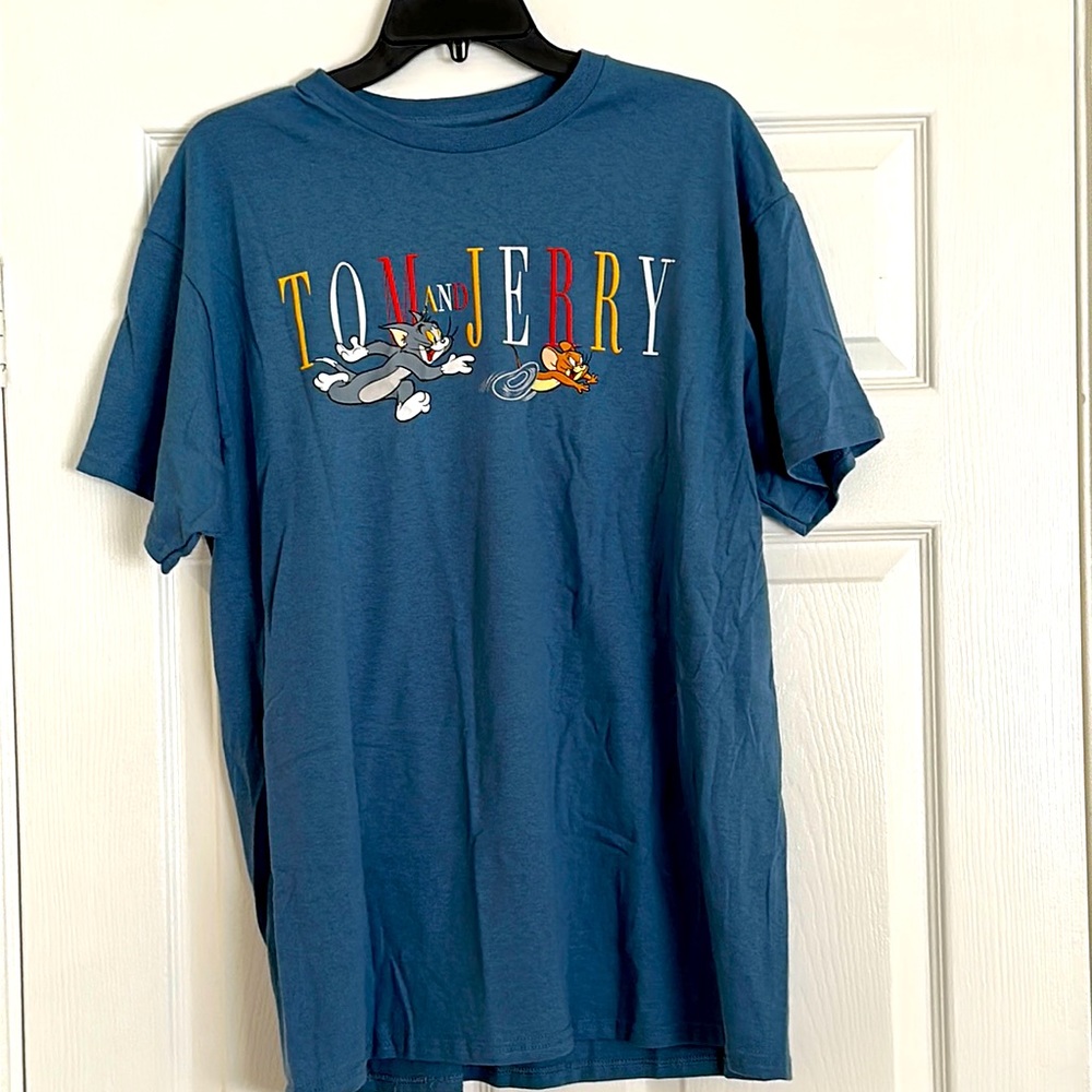 Tom & Jerry  L blue tee shirt